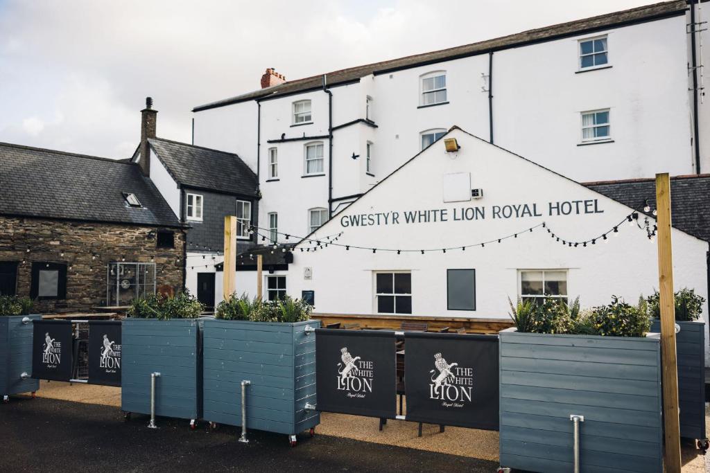 The White Lion Hotel